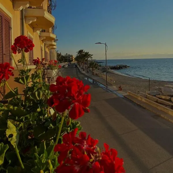 Hotel La Lampara, hotell i Reggio di Calabria
