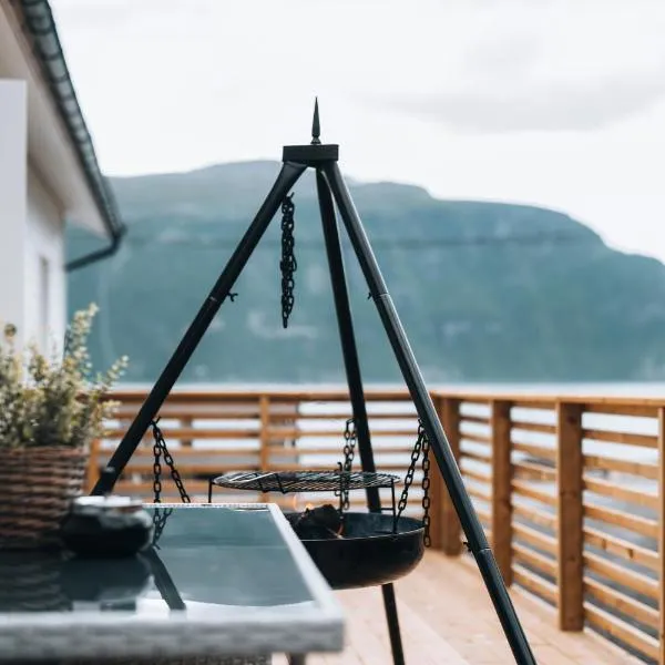 Alpan Apartments, Lyngenfjord, hotel em Olderdalen