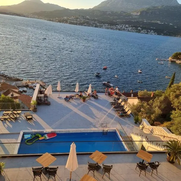 Agape Rose Hotel, hotel in Tivat