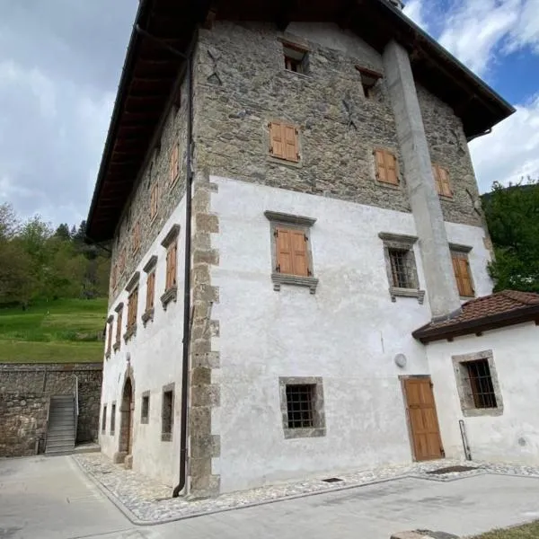 Cjase Cjandin, hotel en Cercivento