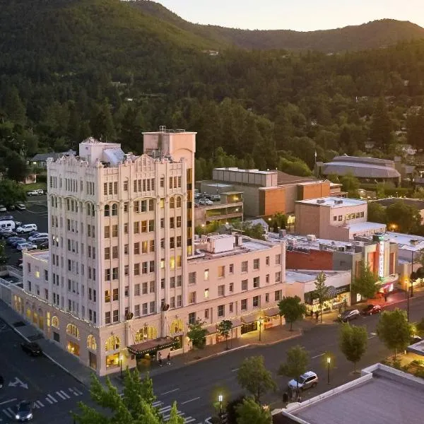 Ashland Springs Hotel, ξενοδοχείο σε Ashland