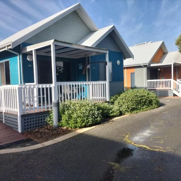 Mandurah Ocean Marina Chalets, hotel in Mandurah