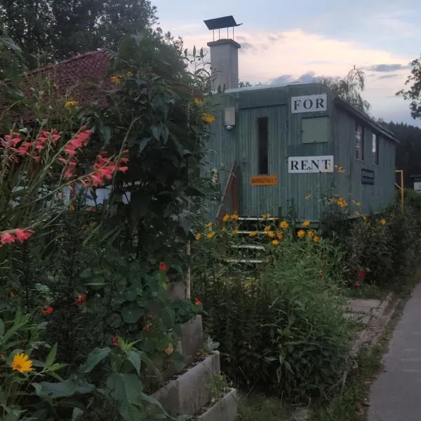 Retro maringotka č. 1 / Retro-trailer Nr. 1, hotel ve Zlaté Koruně