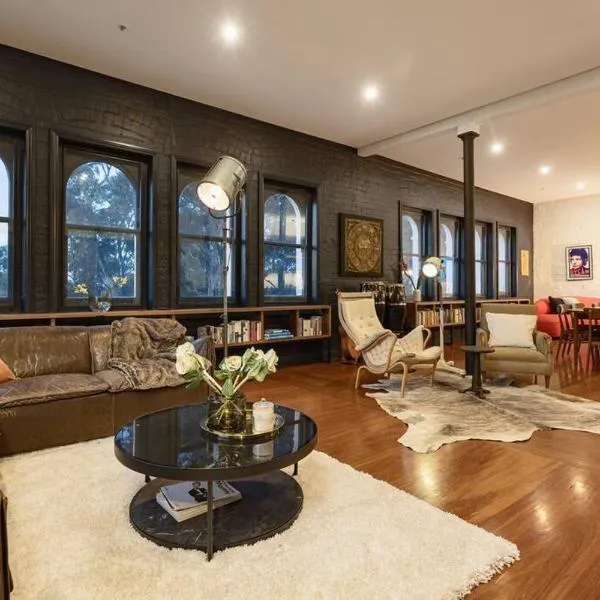 The Penthouse on Gertrude St - Fitzroy，位于墨尔本的酒店