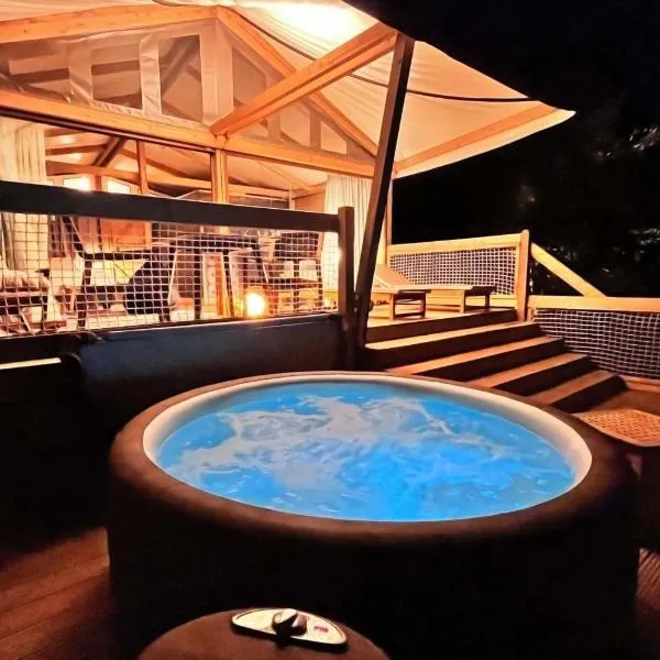 Glamping - Il Giardino di San Giorgio "Armida", hotel v destinaci Montorgiali