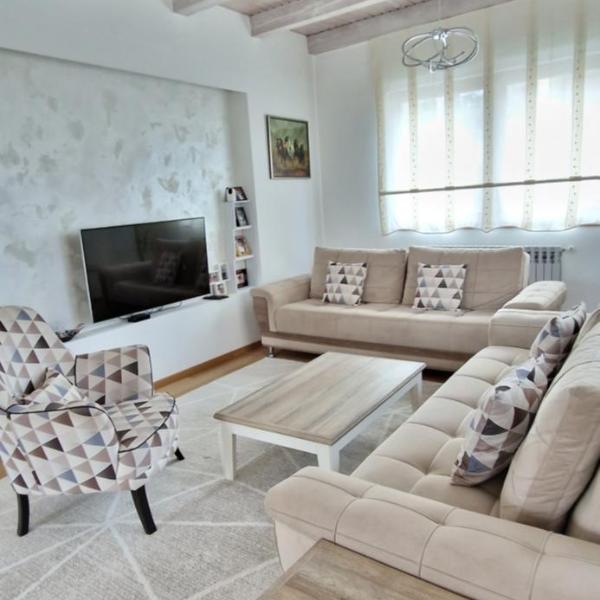 Family apartment with garden