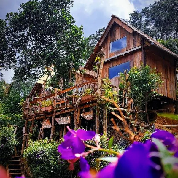 Tổ Chim Ri Homestay Măng Đen, hotel en Kon Von Kla