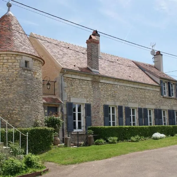 Le Prieuré: maison de charme proche de Vézelay****, ξενοδοχείο σε Asnières-sous-Bois