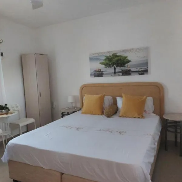 הצימר של כרמית, ξενοδοχείο σε Neve Zohar