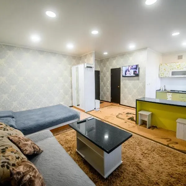 Kvartira Respubliki 93/1, отель в Темиртау