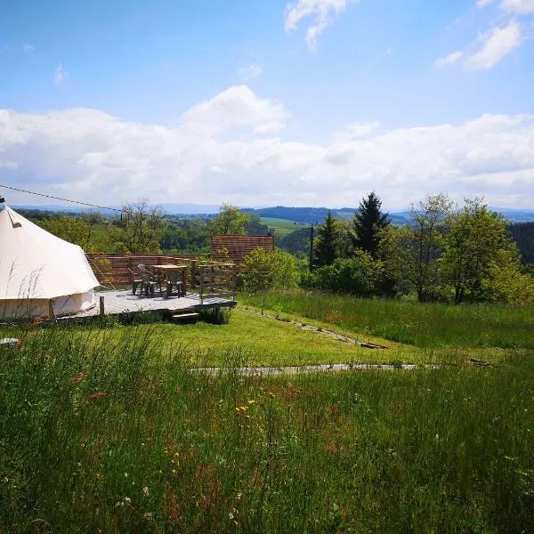 Sous les Toiles de PauTiLou, hotel in Molles