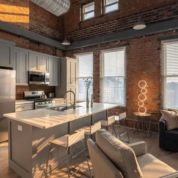 BUBBLES FANTASY SUITE Explore OTR and Rhinegeist、シンシナティのホテル