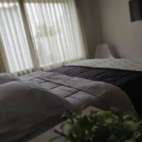 Los Deptos de Alvear, hotel in Santa Rosa