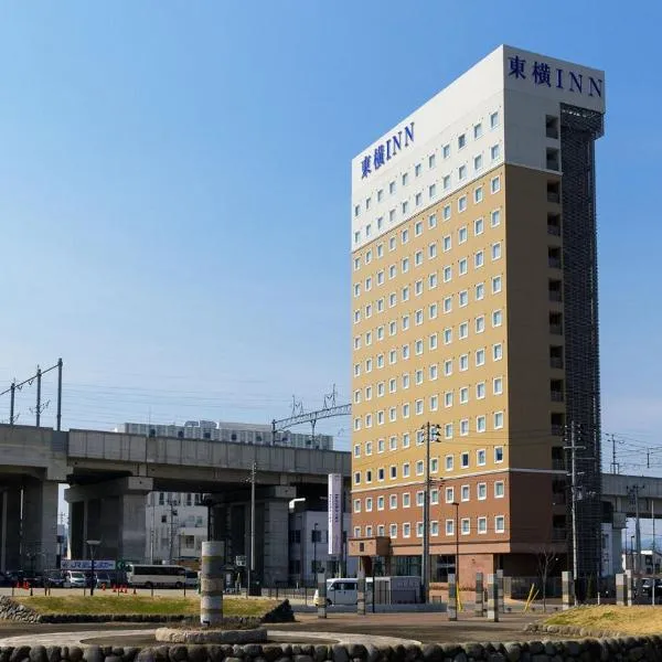 Toyoko Inn Shin-Aomori-eki Higashi-guchi, hotel di Aomori