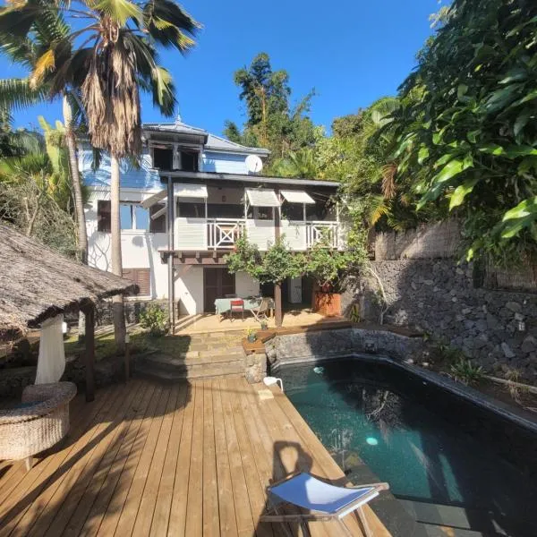 Villa Créolia, hotel v destinaci Saint-Leu