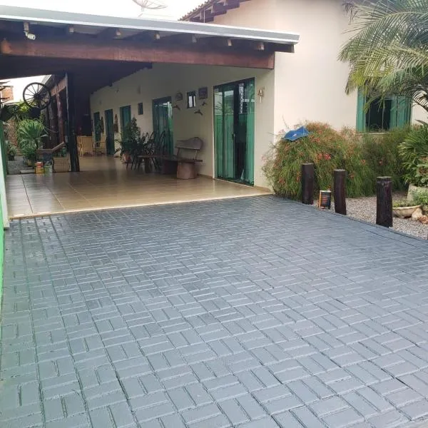 Casa para sua família, hotel in Bonito