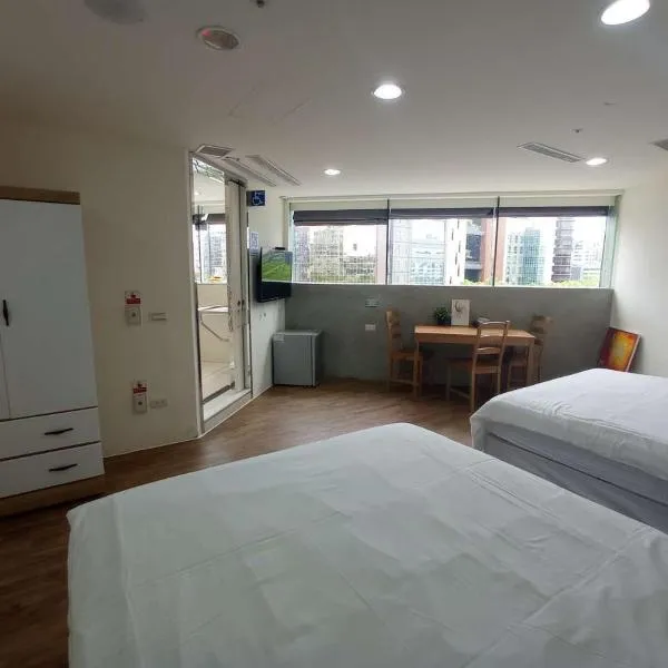 Meworld Hotel - Daan, hôtel à Taipei