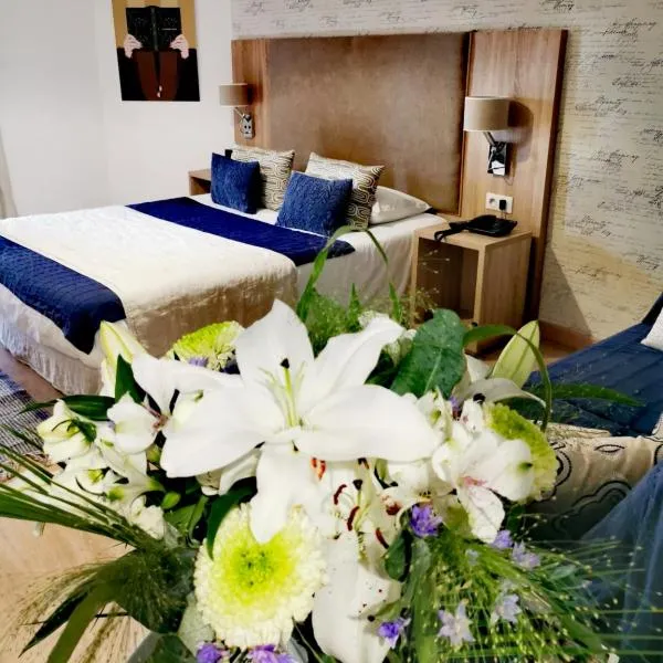 Grand Hôtel Brive, hotel a Brive-la-Gaillarde