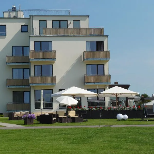 Hotel Warnow, hotel v Rostocku