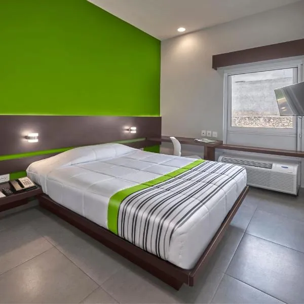 City Express Junior by Marriott Cancun, hotel in Cancún