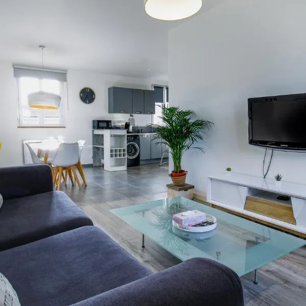 Le Tamaris, Garage privé hauteur limitée, Calme, Confort, hotel v destinaci Troyes