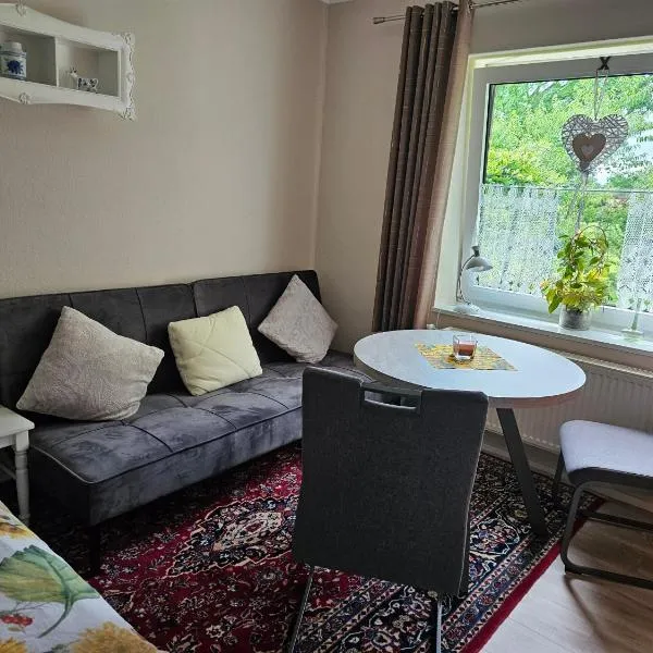 Ferienwohnung 2 Am Park, hotel v destinaci Divitz