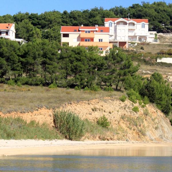 Apartments by the sea Vlasici, Pag - 9324