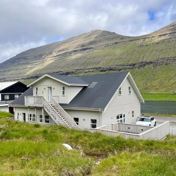 Lokk-Inn Apartments, hotel i Norðdepil