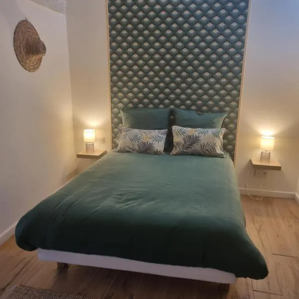 ENTRE VENTOUX ET LUBERON Chambre d'hôte, Hotel in Sault