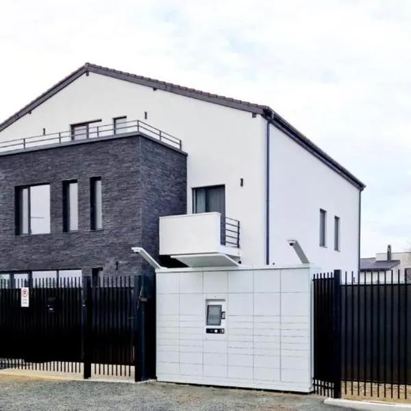 Armins's Residence 2 - Villa, hotel v destinaci Uisenteş