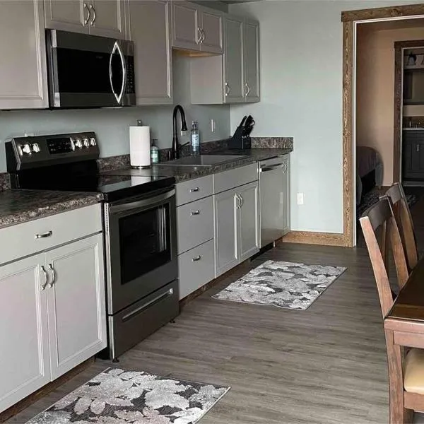 ParkWay Yellowstone Guest House #7, hotel in Gardiner