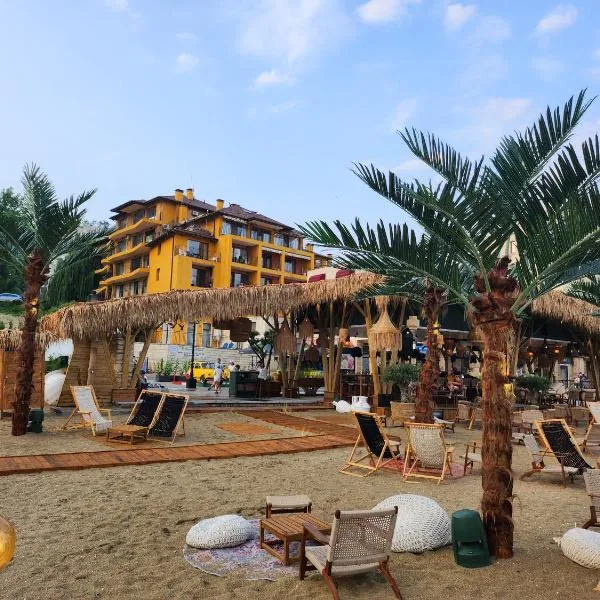 Supreme Beach Apartments, hotelli kohteessa Balchik