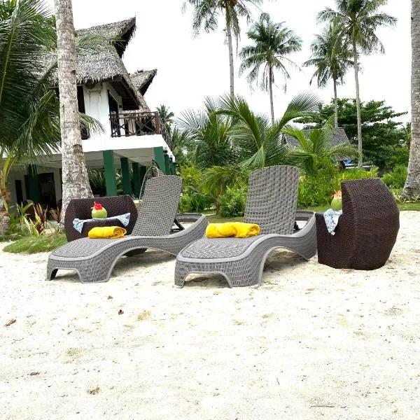 Entire Private Beachfront Villa in Siargao, hotell sihtkohas General Luna