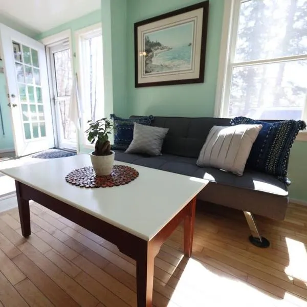 Little House by the Brook, hotel u gradu 'Fort Fairfield'