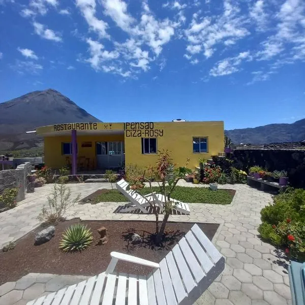 Rose silva, hotel in Portela