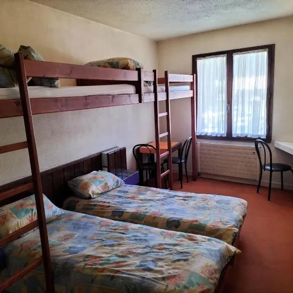 Chambre Quadruple avec Salle de Bains Privative 1, hotel v destinácii Vallouise