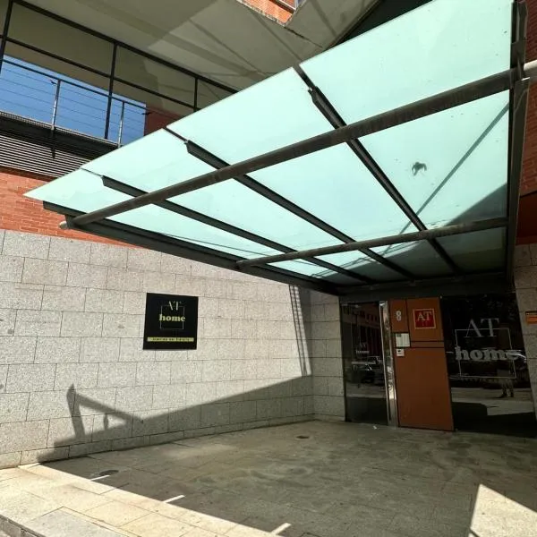 AT home Avenida del Ejercito, ξενοδοχείο στη Γουαδαλαχάρα