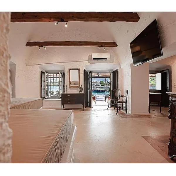 Apanemo seaside house, hotel in Spetses