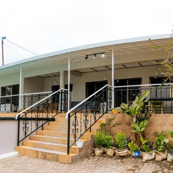 Home with Swimingpool, hotell sihtkohas Kigali
