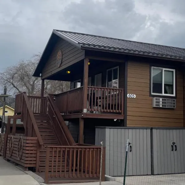 Parkway Yellowstone Guest House Apartment #5, hotel v destinaci Gardiner