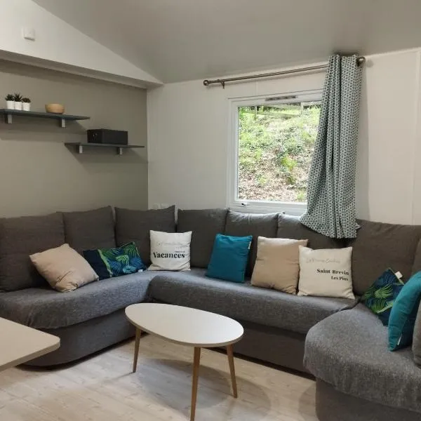 Mobil-home tout confort à 300m de l'océan, hotel in Saint-Brevin-les-Pins