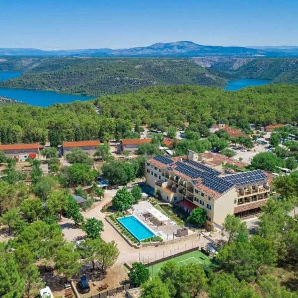 Hotel Vrata Krke, hotel in Lozovac