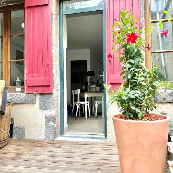 C la reserve - St Rose Bleu、クレルモン・フェランのホテル