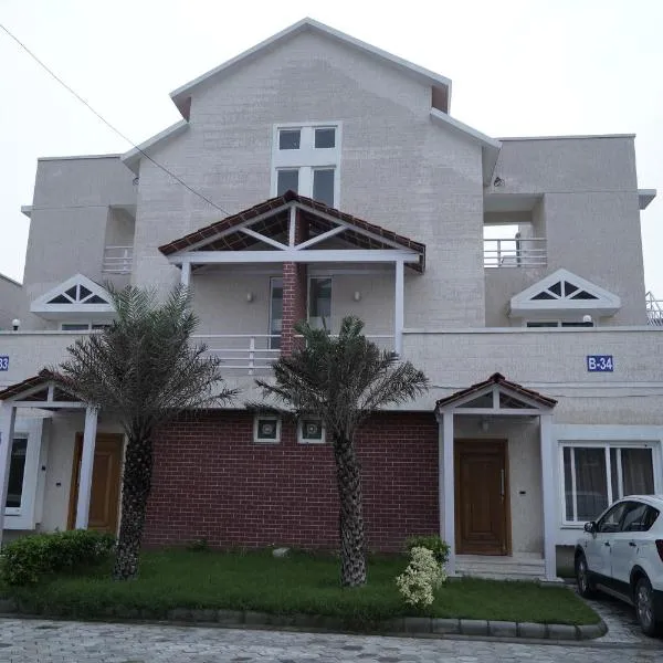 Madhav Kuteer B- 34 Vrindavan, ξενοδοχείο σε Vrindāvan