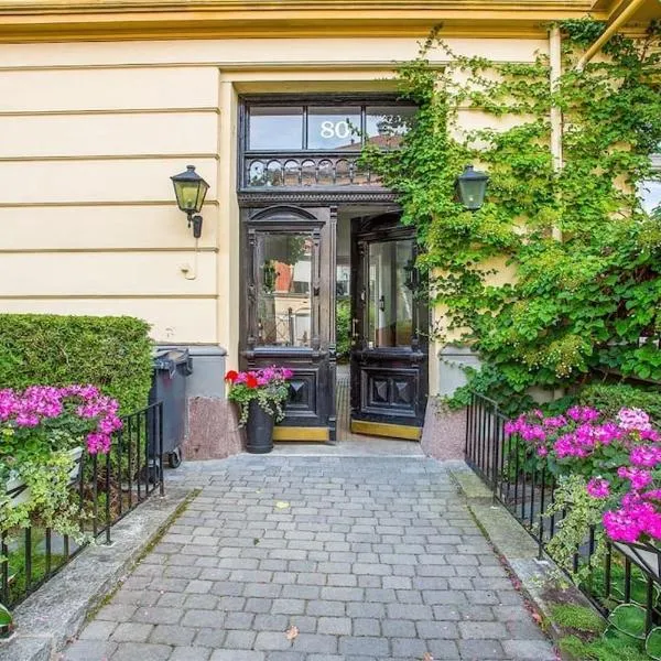 Just behind The Royal Palace, hotel v Oslu