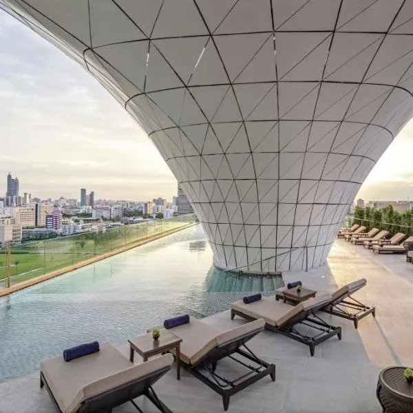 Waldorf Astoria Bangkok, hotel in Bangkok