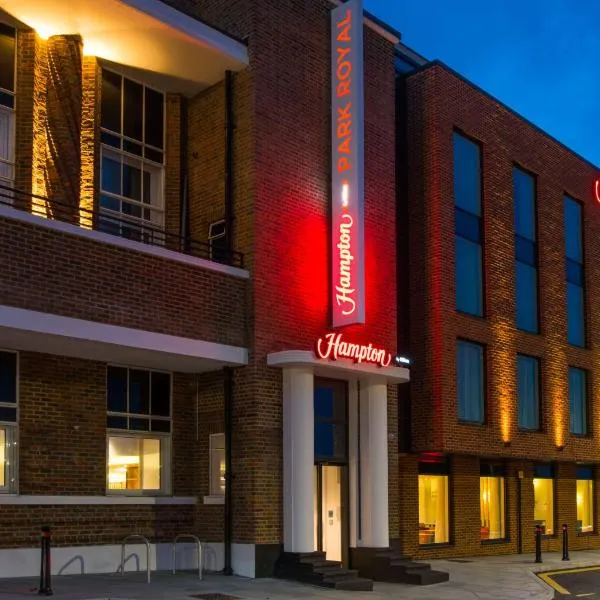 Hampton by Hilton London Park Royal, hotel in London