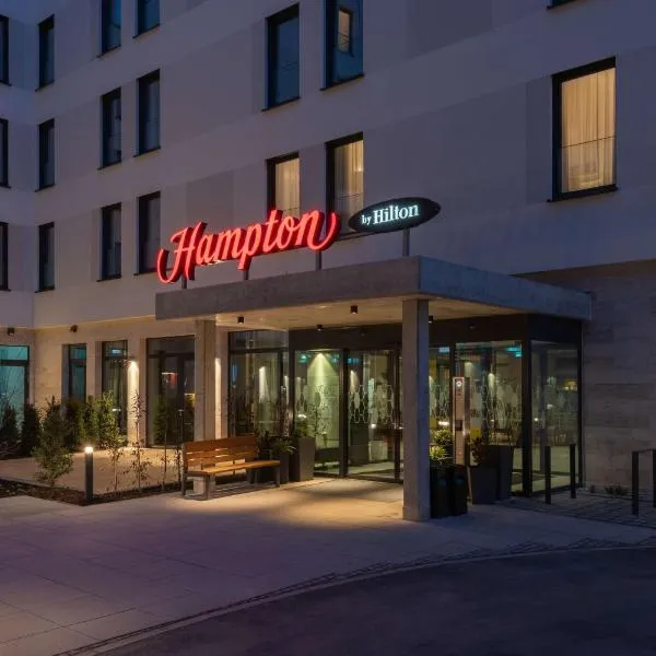 Hampton By Hilton Munich City North, hotel in Munich