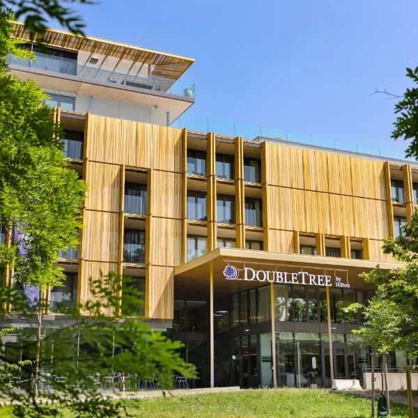 Doubletree by Hilton Vienna Schonbrunn, hotel in Vienna