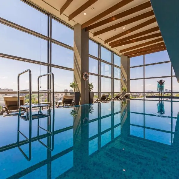 DoubleTree by Hilton Zagreb, ξενοδοχείο στο Ζάγκρεμπ